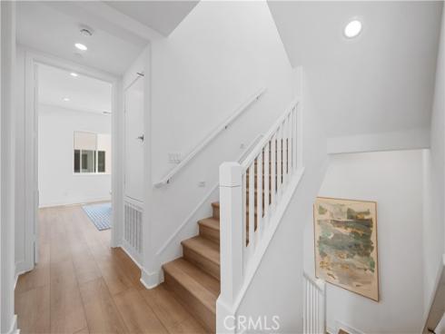 125 Sawbuck , Irvine, CA