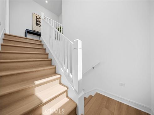 125 Sawbuck , Irvine, CA