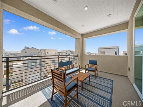 125 Sawbuck , Irvine, CA