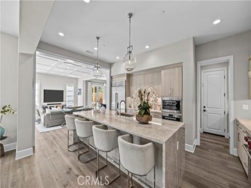 105 Cutlass , Irvine, CA