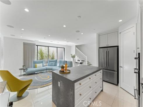 125 Toretta , Irvine, CA