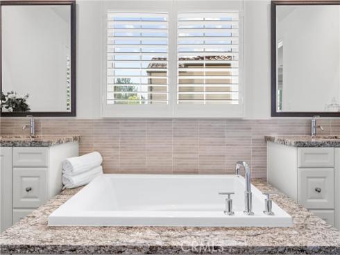 125 Toretta , Irvine, CA