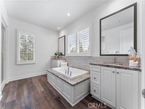 125 Toretta , Irvine, CA