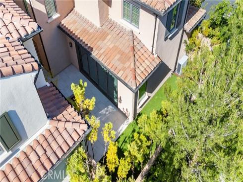 125 Toretta , Irvine, CA