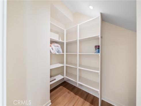 111  Messenger  , Irvine, CA