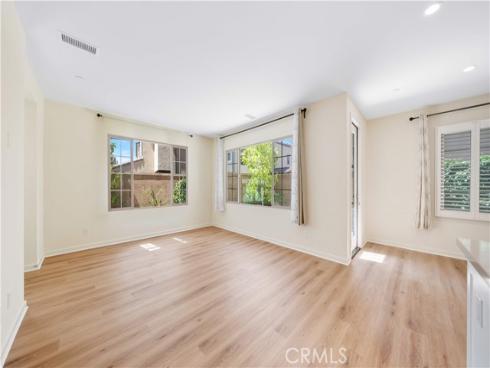 111  Messenger  , Irvine, CA