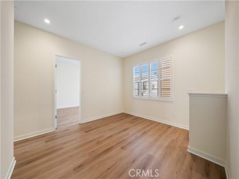 111  Messenger  , Irvine, CA