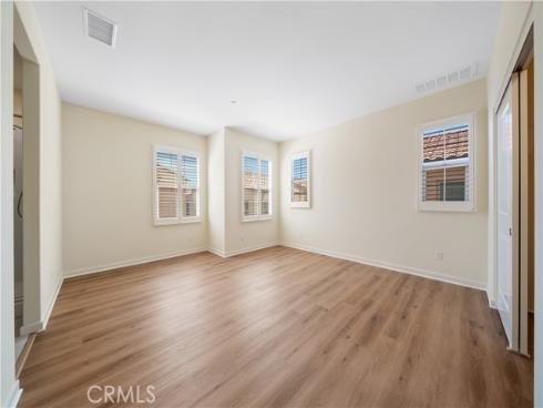 111  Messenger  , Irvine, CA