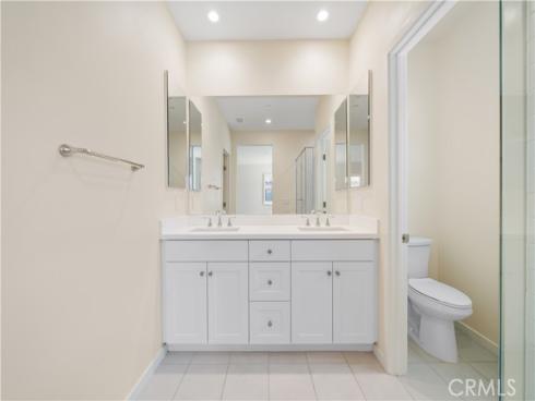 111  Messenger  , Irvine, CA