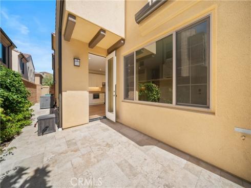 111  Messenger  , Irvine, CA