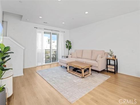 208 Novel , Irvine, CA