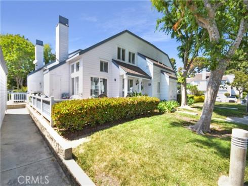 85  Briarglen  , Irvine, CA