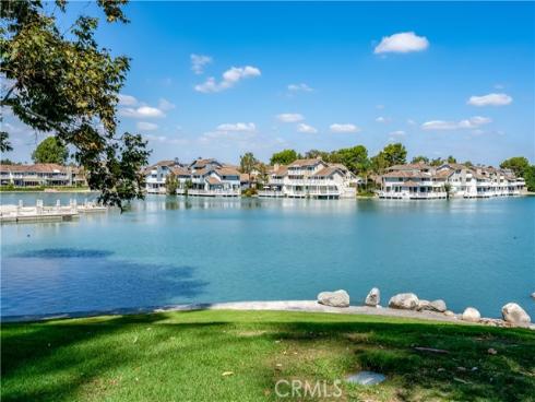 85  Briarglen  , Irvine, CA