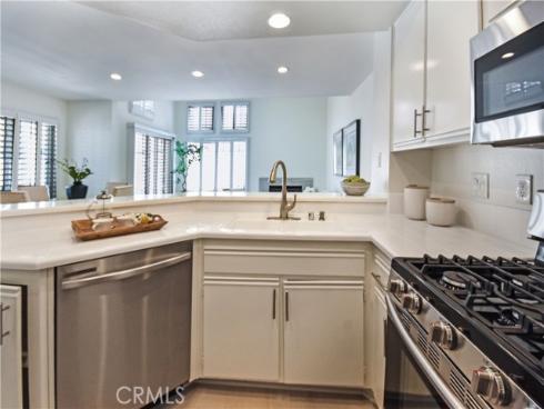 85  Briarglen  , Irvine, CA