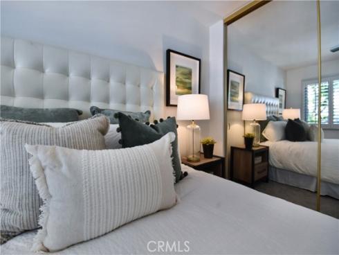 85  Briarglen  , Irvine, CA