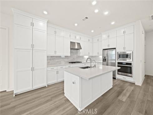 147 Carlow , Irvine, CA