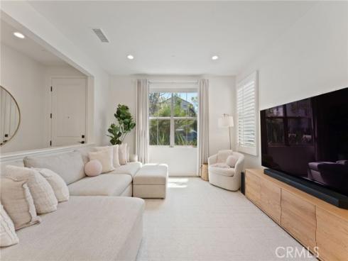 115 Oak Forest , Irvine, CA