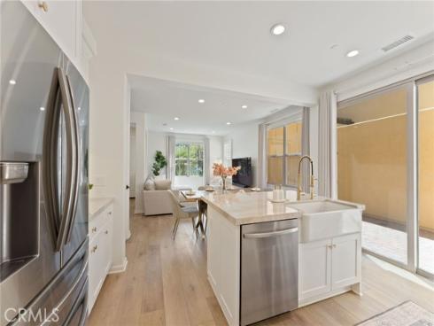 115 Oak Forest , Irvine, CA