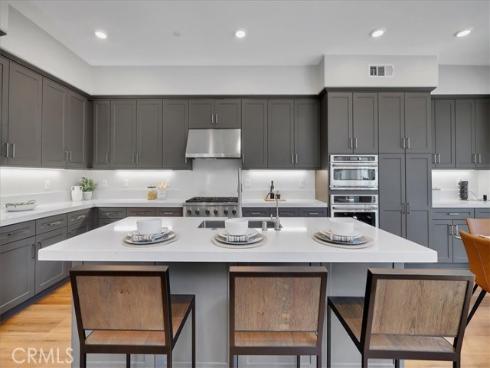 137 Rondo , Irvine, CA