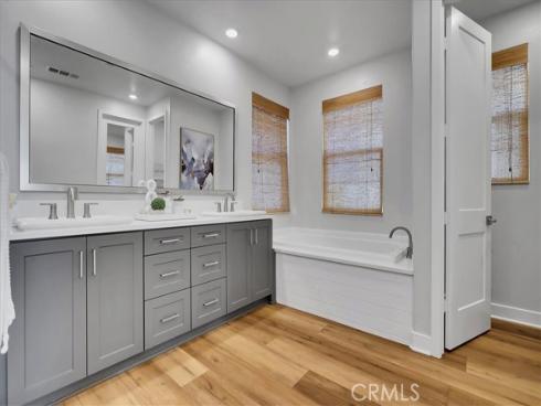 137 Rondo , Irvine, CA