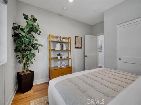 137 Rondo , Irvine, CA