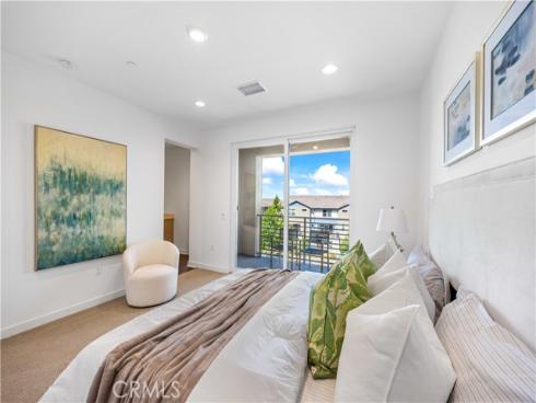 1073 Cadence , Irvine, CA