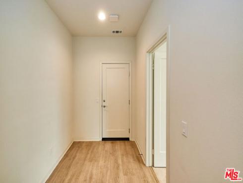 126 Novel , Irvine, CA