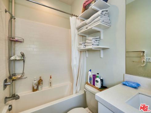 126 Novel , Irvine, CA