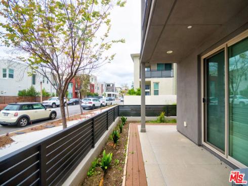 126 Novel , Irvine, CA