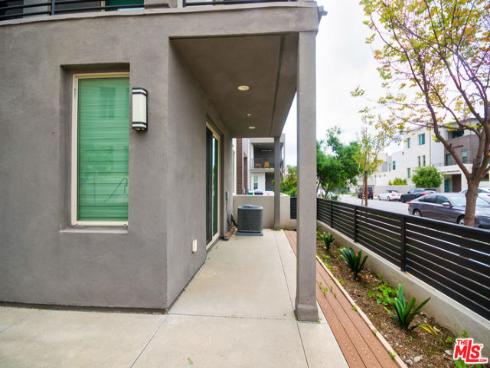 126 Novel , Irvine, CA