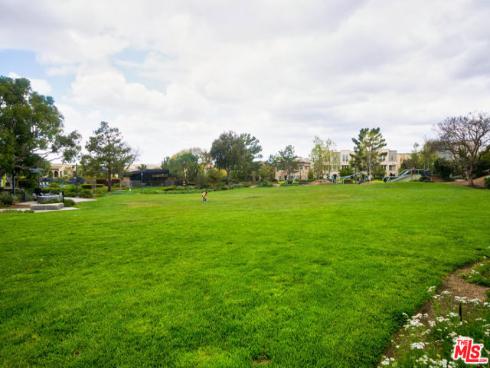 126  Novel  , Irvine, CA