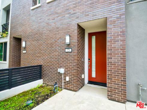 126 Novel , Irvine, CA