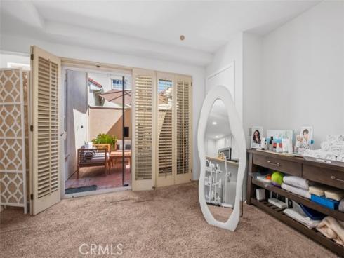 44 Oxford , Irvine, CA