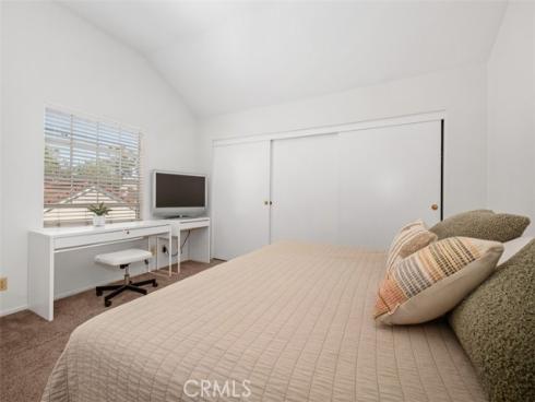 44 Oxford , Irvine, CA