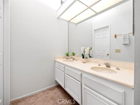 44 Oxford , Irvine, CA