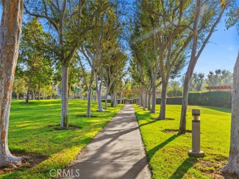 44 Oxford , Irvine, CA