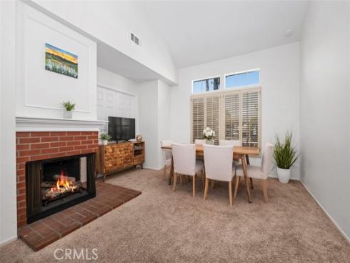 44 Oxford , Irvine, CA