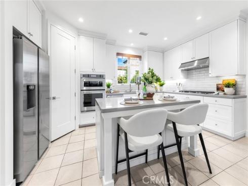 141 Dolci , Irvine, CA