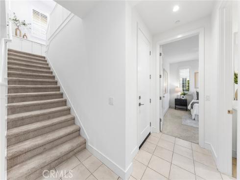 141 Dolci , Irvine, CA