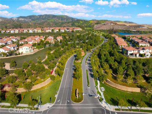 141 Dolci , Irvine, CA