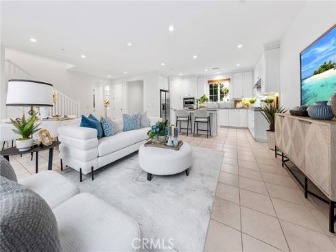 141 Dolci , Irvine, CA