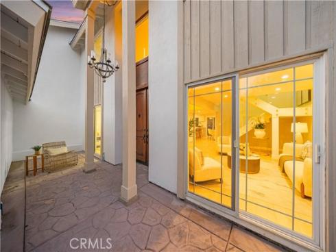 12 Whitewood Way, Irvine, CA