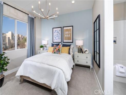 212 Lily Loop, Irvine, CA