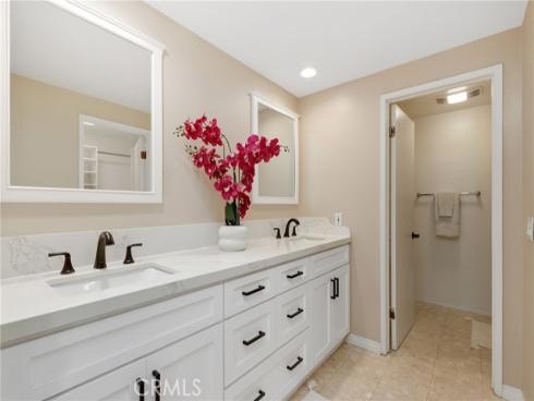 45 Lakeshore 23 , Irvine, CA