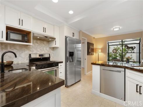 45 Lakeshore 23 , Irvine, CA