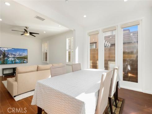 214 Traymore , Irvine, CA