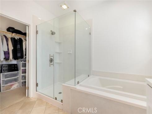 214 Traymore , Irvine, CA