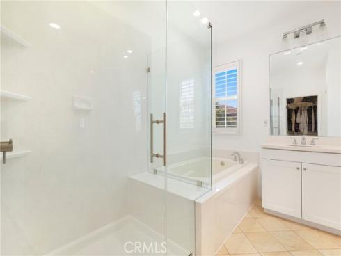 214 Traymore , Irvine, CA