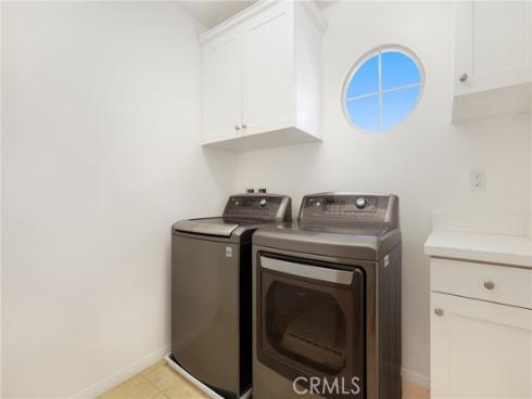 214 Traymore , Irvine, CA