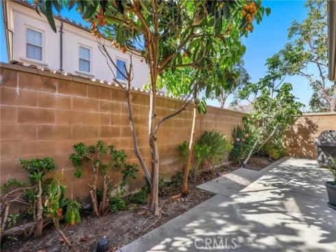 214 Traymore , Irvine, CA